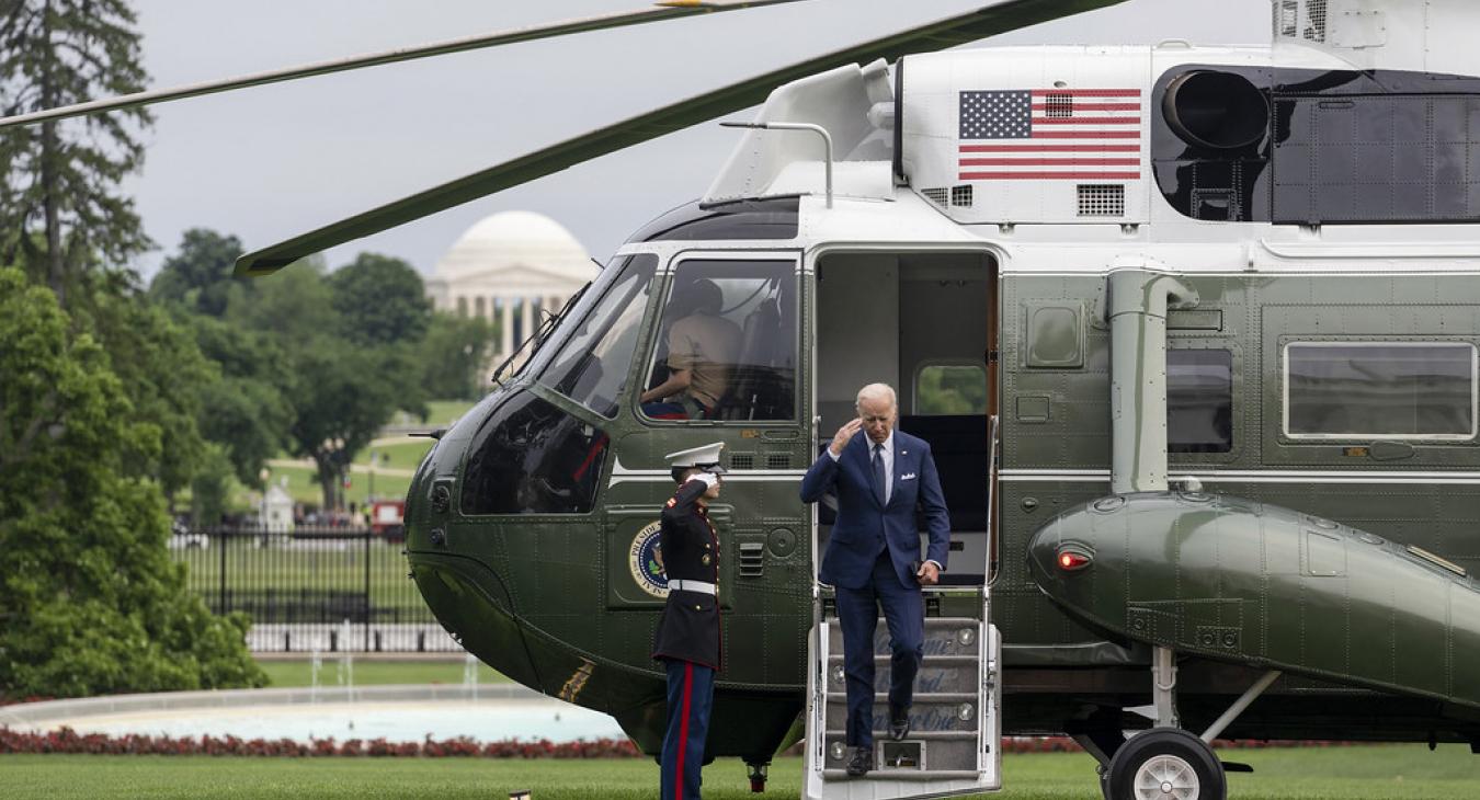 Üzemen kívül az új, méregdrága elnöki helikopterflotta: felperzseli a pázsitot