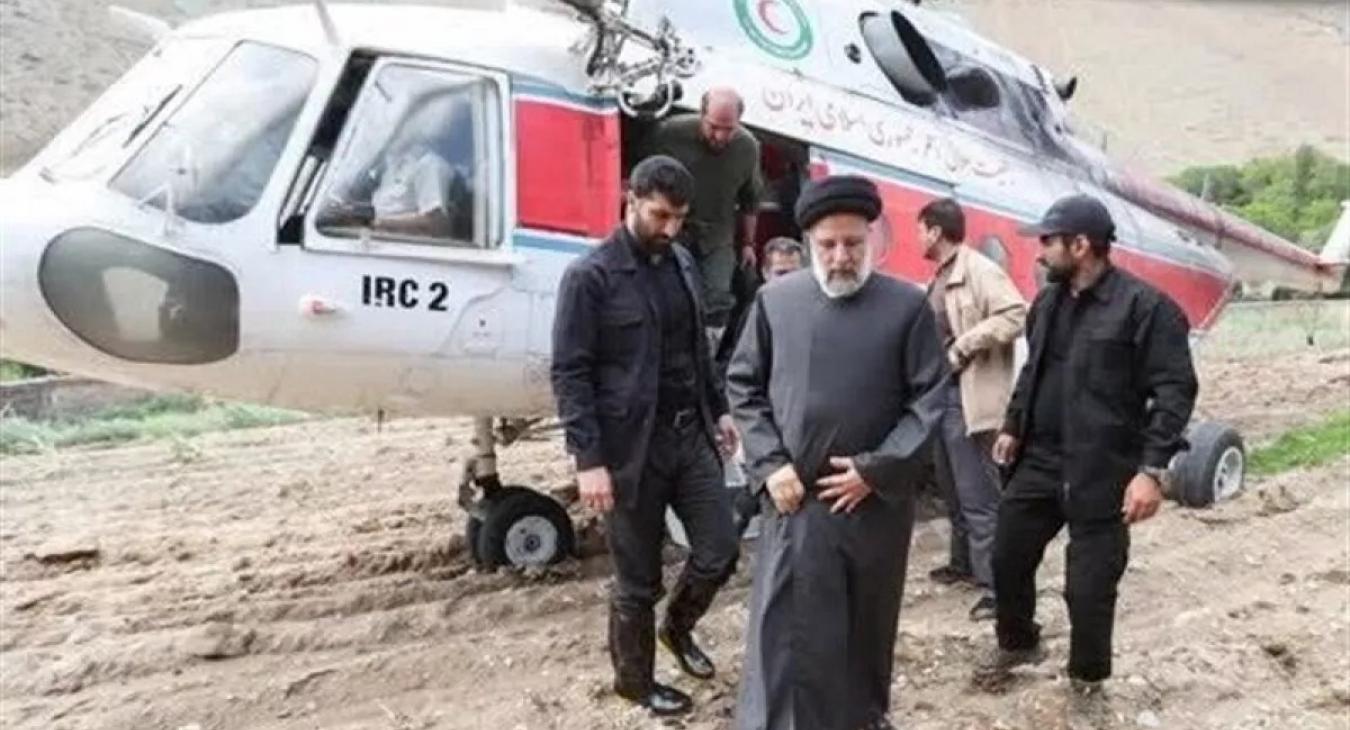 Földbe csapódott az iráni elnök helikoptere