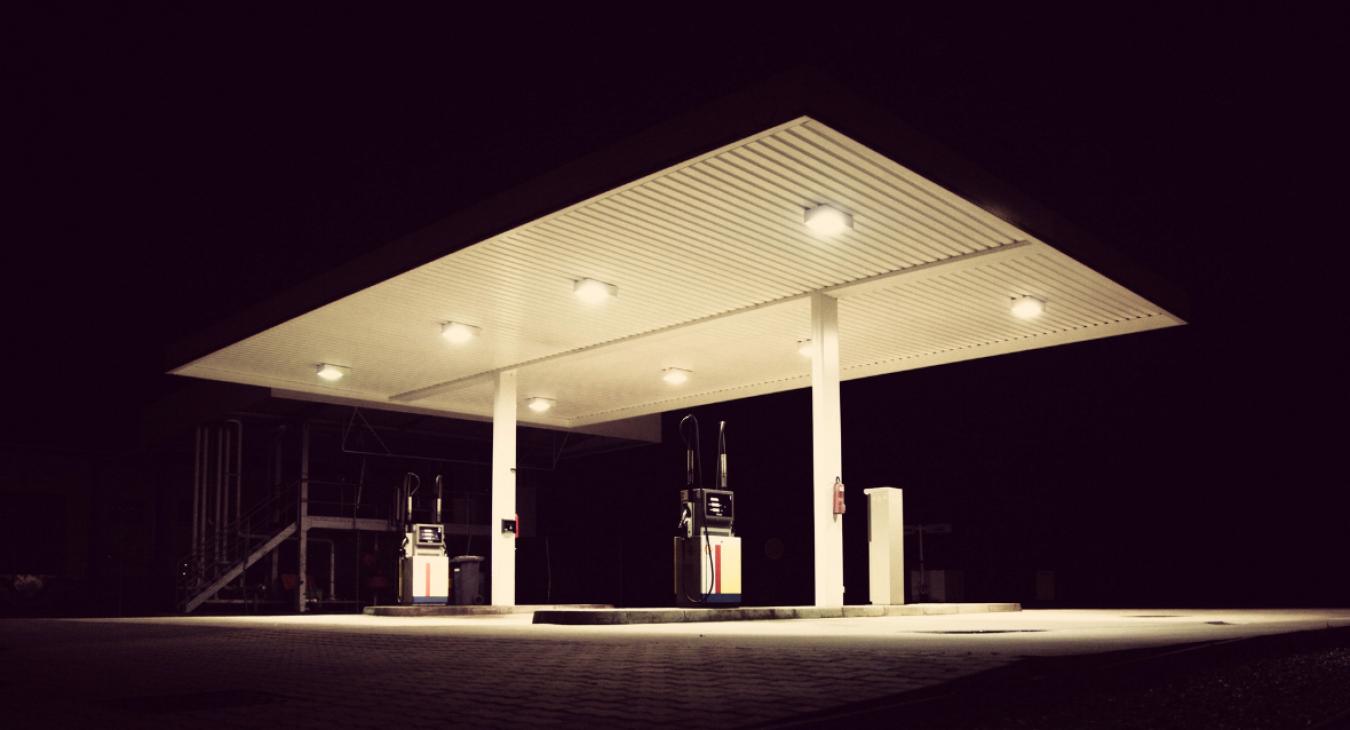 Itt a családi benzinkutak válaszlépése a kormány árrés leszorító húzására