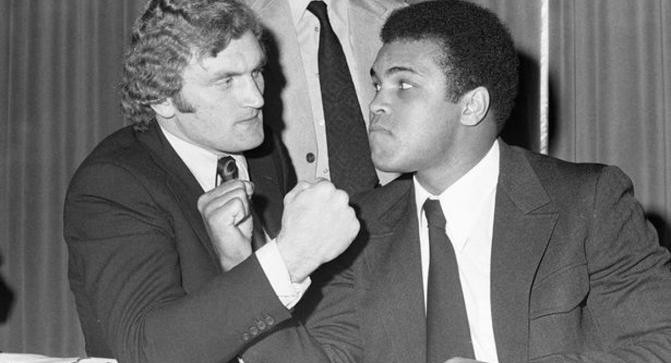 A világ legeredményesebb magyar profi bokszolója, akit még Muhammad Ali sem tudott kiütni