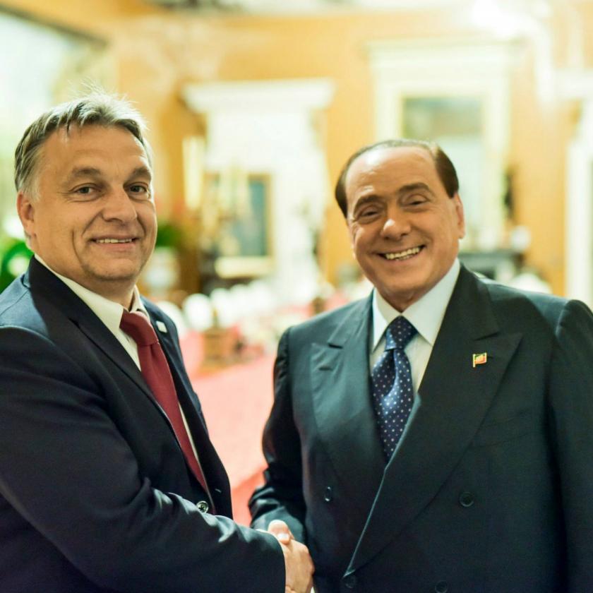 Orbán Viktor a helyszínen búcsúzott, ő is utolsó útjára kísérte Silvio Berlusconit
