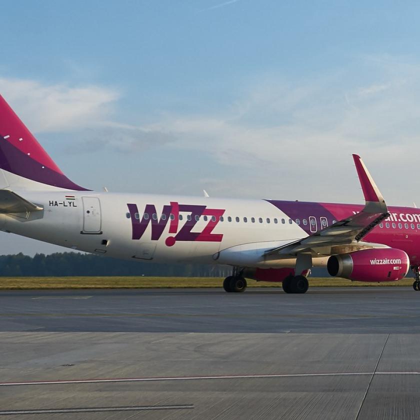 Furcsa szagot éreztek a Wizz Air korfui gépén, hirtelen leszállt Budapesten