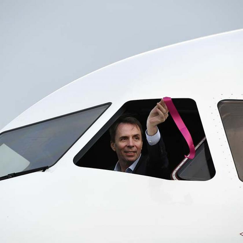 45 milliárd forintnyi bónusz ütheti a Wizz Air magyar vezetőjének markát