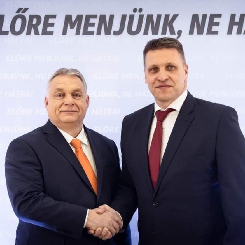 DK-s volt a szegedi Fidesz új elnöke, amellett meg GMO-lobbista