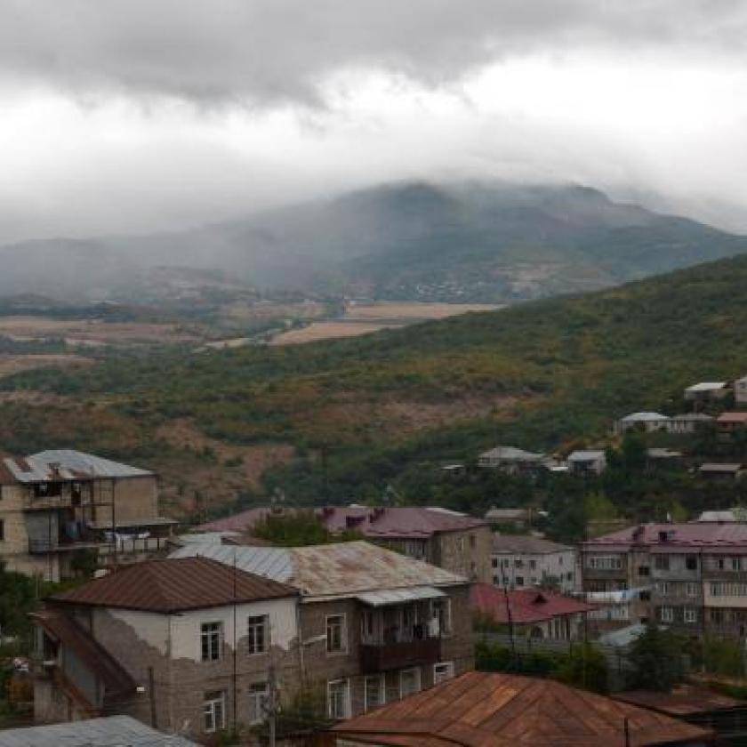 Január 1-től megszűnik a Hegyi-Karabahi Köztársaság 