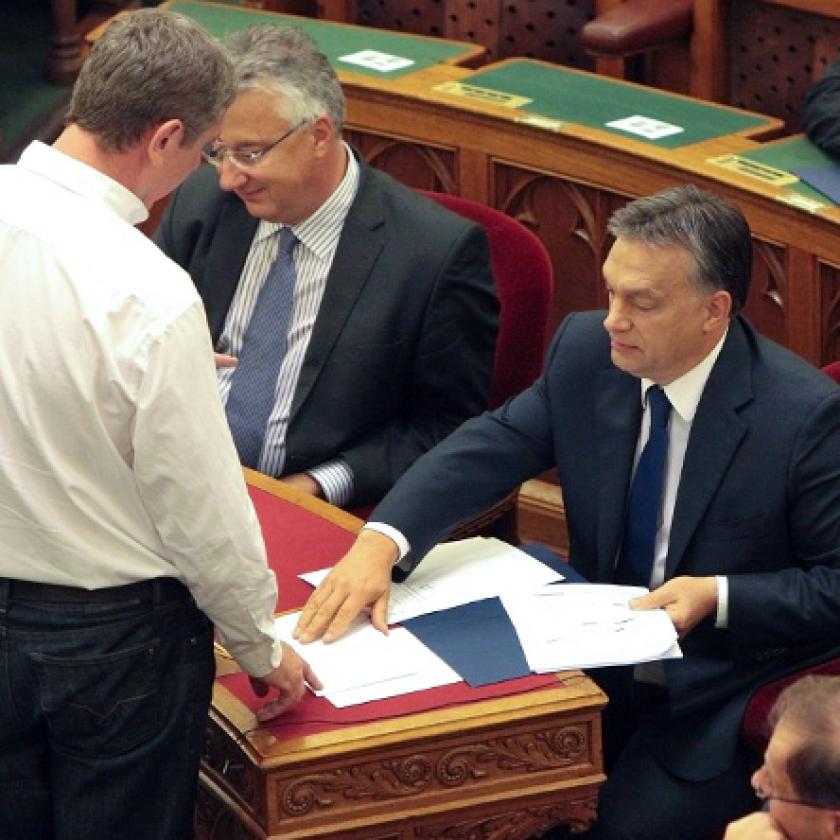 Orbán Viktor és Gyurcsány Ferenc összecsapásával indulhat a parlament 