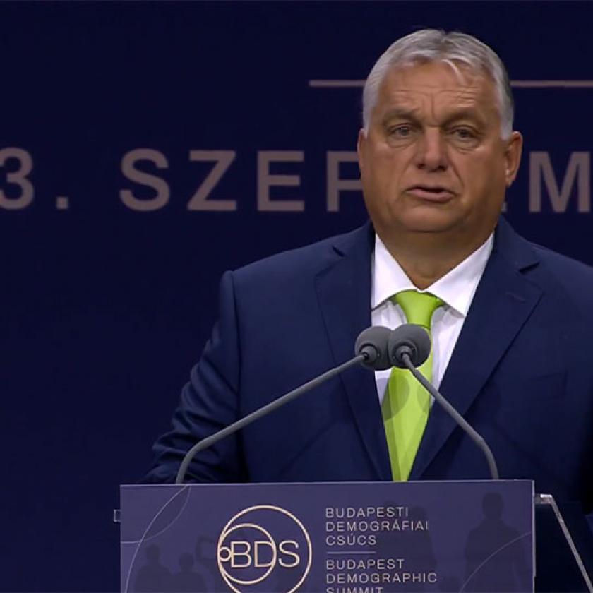 Orbán Viktor bejelentette, hogy a háromgyerekes anyákra is kiterjesztik az szja-mentességet 