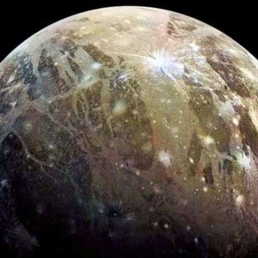 Szerves anyagok szivároghatnak a Jupiter egyik holdjának rejtett óceánjából