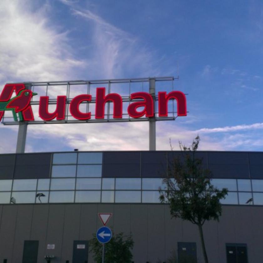Megüzente a magyar milliárdos, mik a tervei az Auchannal