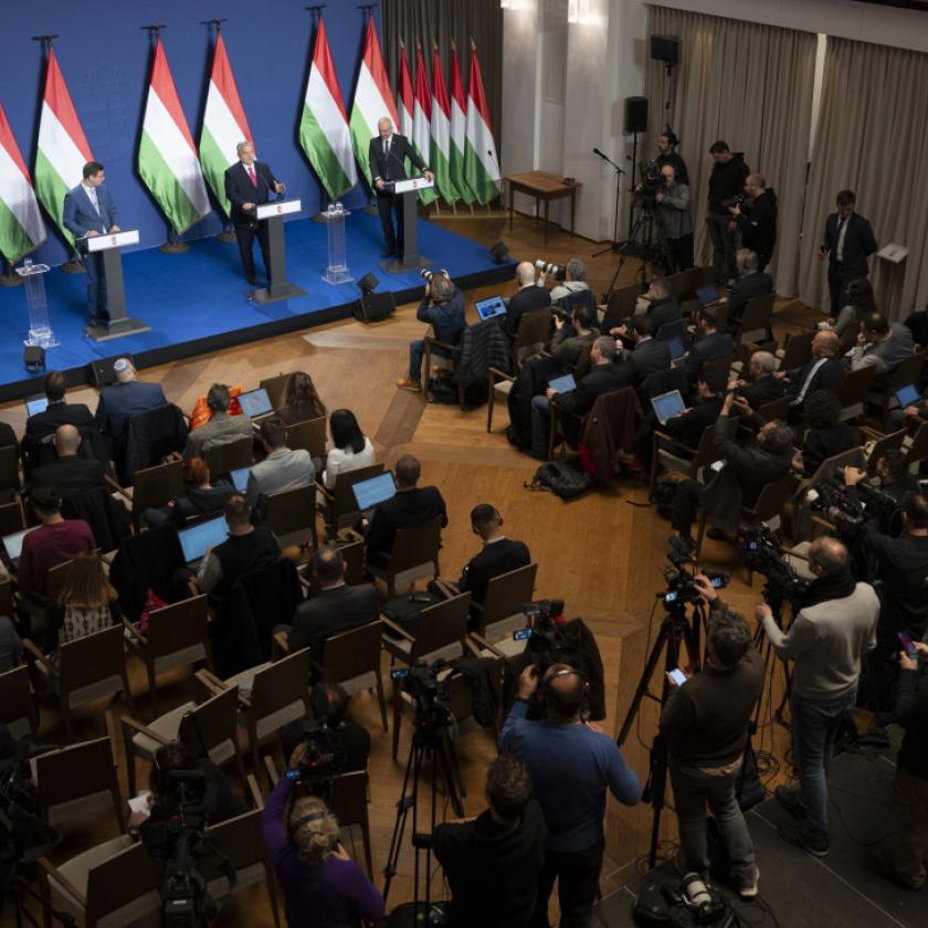 Orbán Viktor: hároméves bérfejlesztési program indulhat a tanároknak, óvónőknek 