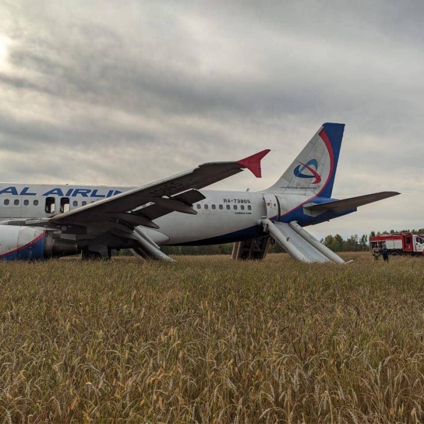 Bekövetkezett Oroszországban, amire előre figyelmeztettek: sorra mennek tönkre a repülőgépeik
