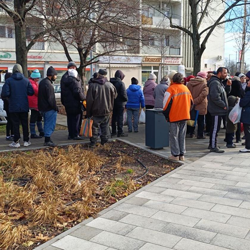Januárban sem feledkeznek meg a nehéz sorsú emberekről Debrecenben