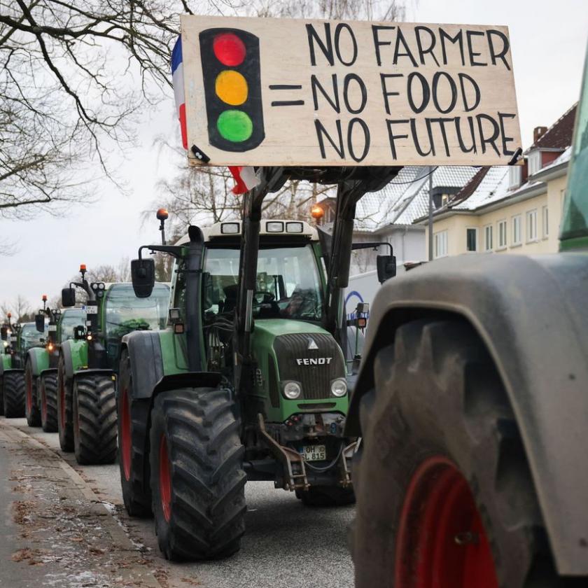 Teljesen felforgatja Európát a gazdák tüntetési hulláma