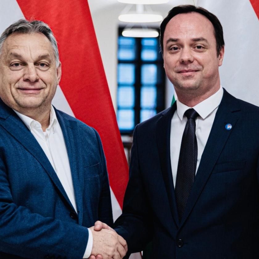 Orbán Viktor újabb fontos feladatokkal bízta meg biztosát