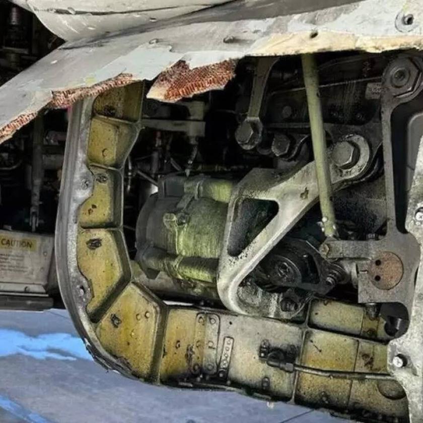 Újabb Boeinggel történt súlyos probléma – túlélték