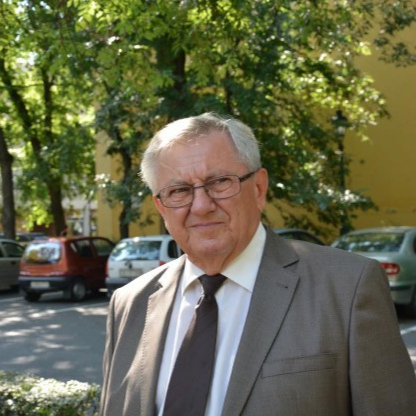 Gyulai polgármester: „Béla, ha elárulod a Fideszt, akkor kockáztatod a munkahelyed!”