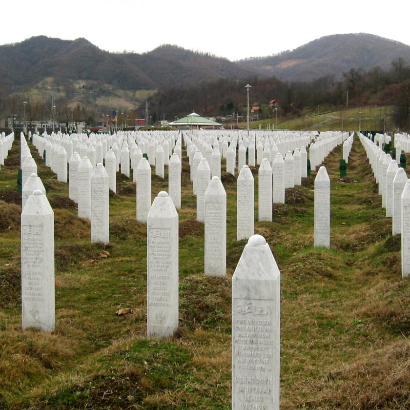 Emléknapot jelölt ki a srebenicai népirtásnak az ENSZ 