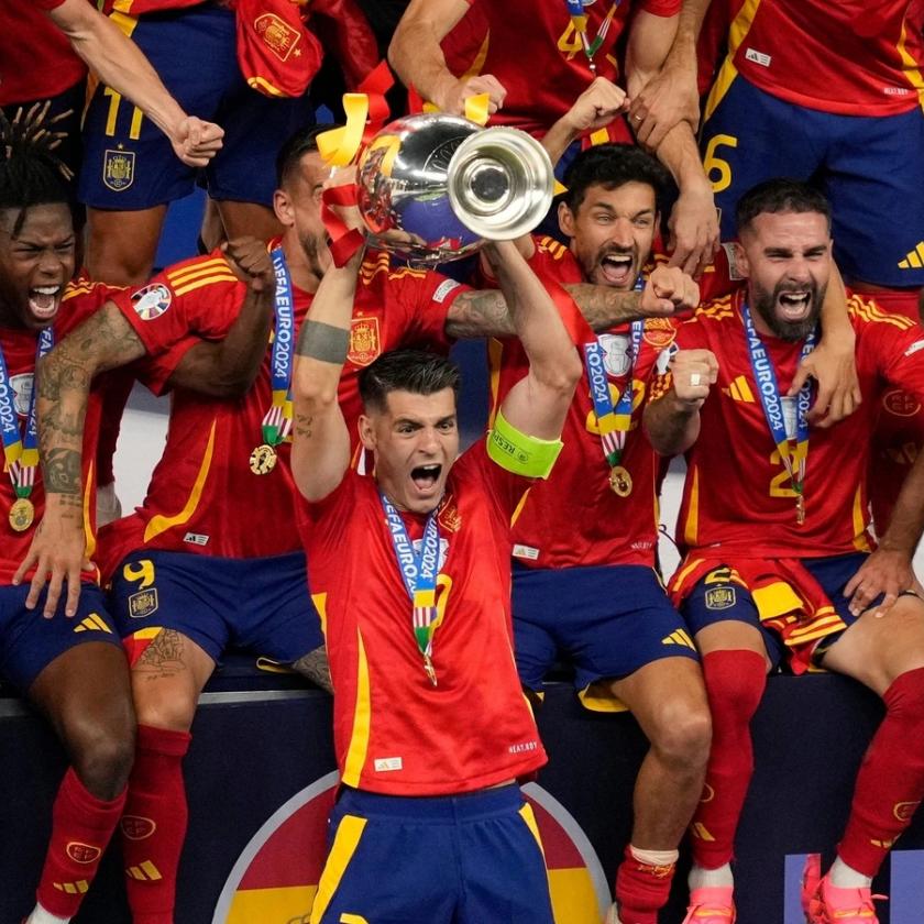 Foci-Eb: Spanyolország nyerte a döntőt
