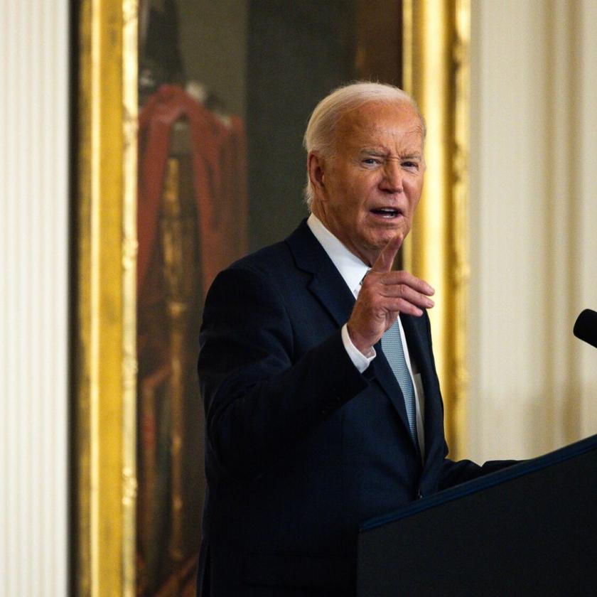 Kiszivárgott, hogy Biden fontolgatja a visszalépést 