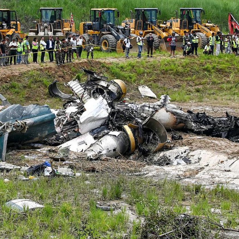 18 halálos áldozatot követelet egy repülőgép-baleset Katmanduban