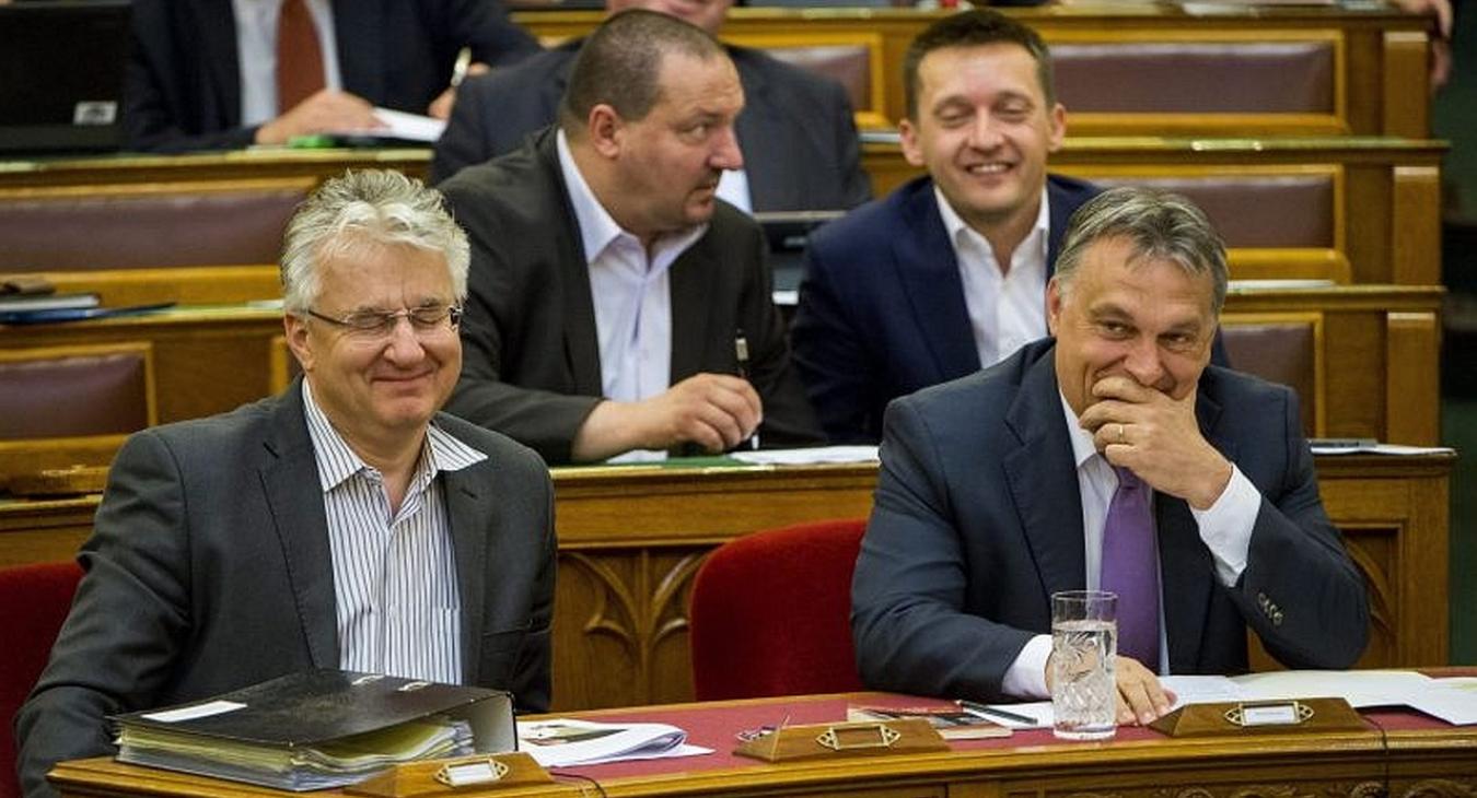 Törvénnyel rejtik el a NER gazdagodását