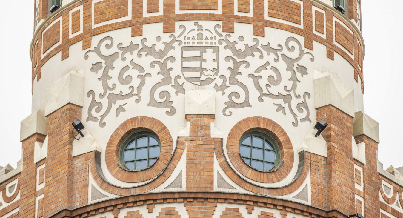 Van pénz lóvéra az MNB-nél