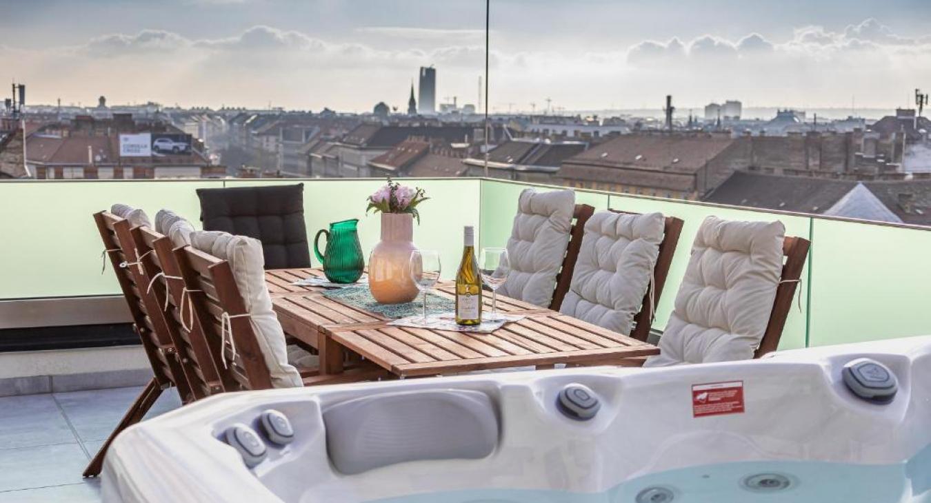 Milyen lakásokban él a dúsgazdag pesti elit?