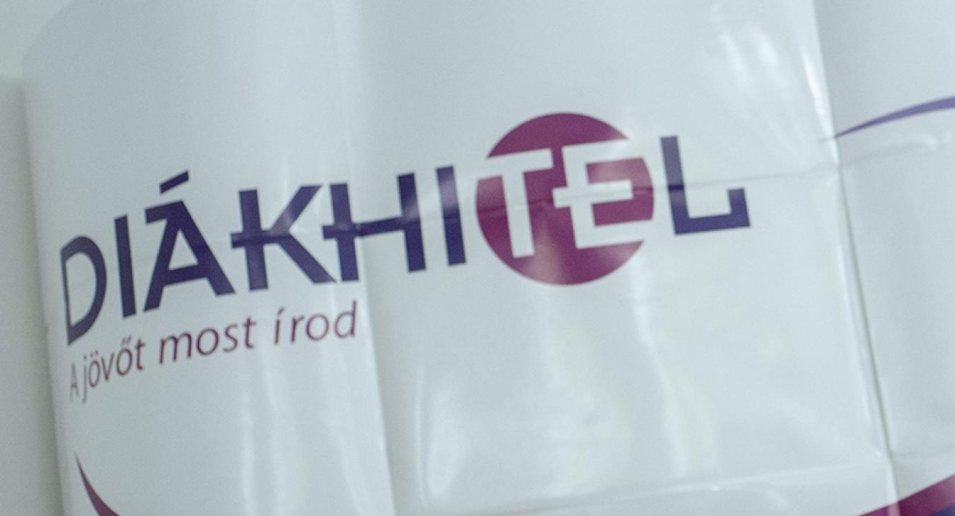 Nagyobb a kamata a kamatstopos diákhitelnek, mint az ugyanilyen lakáshiteleké