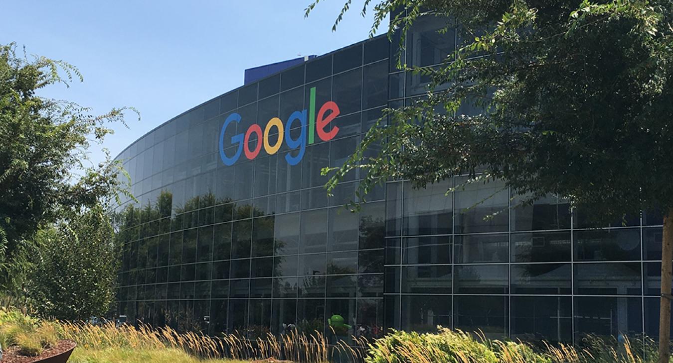 A Google hirdetési gyakorlátát készül elkaszálni az EU