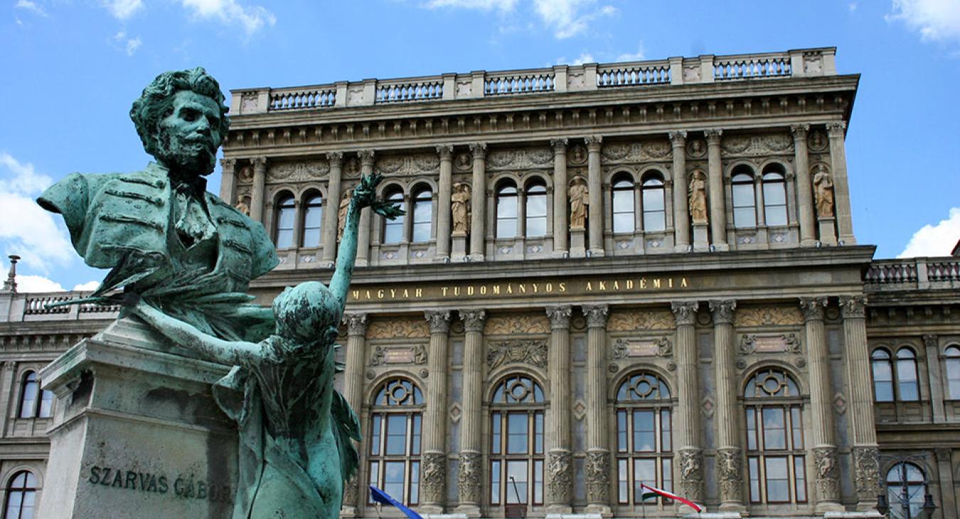Több millió eurós kár érte a magyar tudományos kutatást