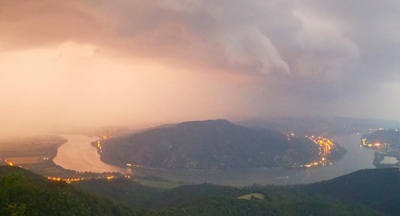 Szinte másodpercenként villámlott - VIDEÓ