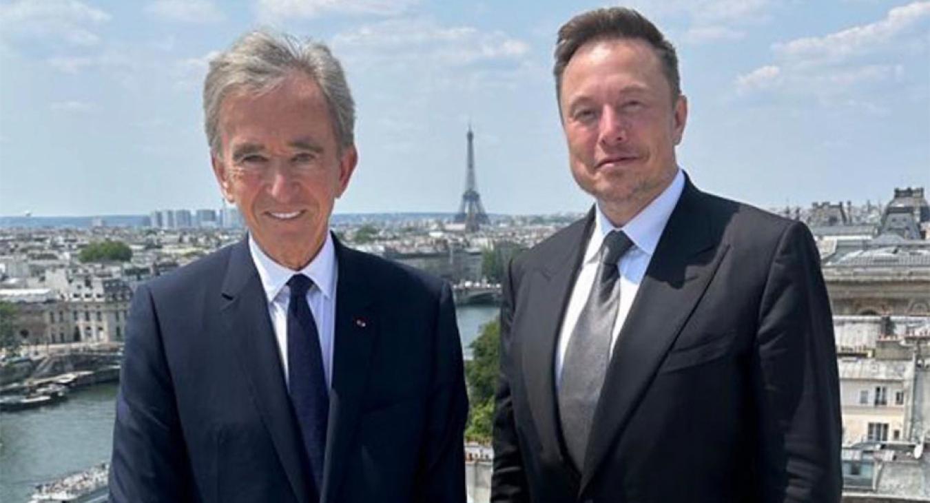 Összefutott a világ két leggazdagabb embere egy ebédre 