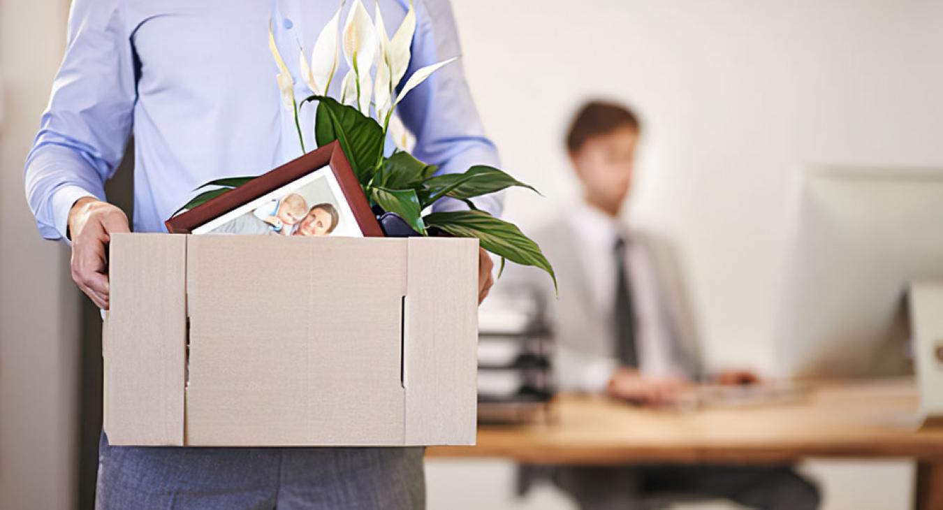 Nem jönnek az EU-s pénzek, nagy leépítés az állami cégnél 