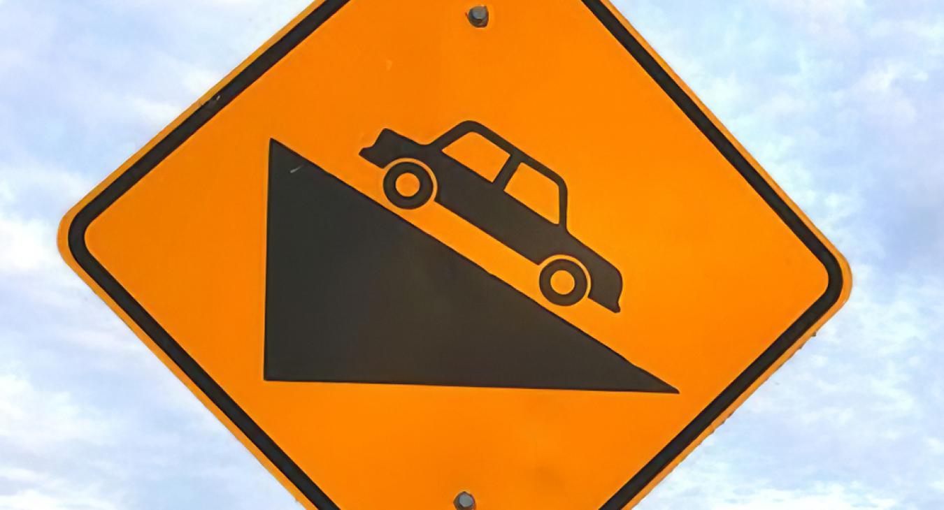 Lejtőn az Orbán-kormány megítélése