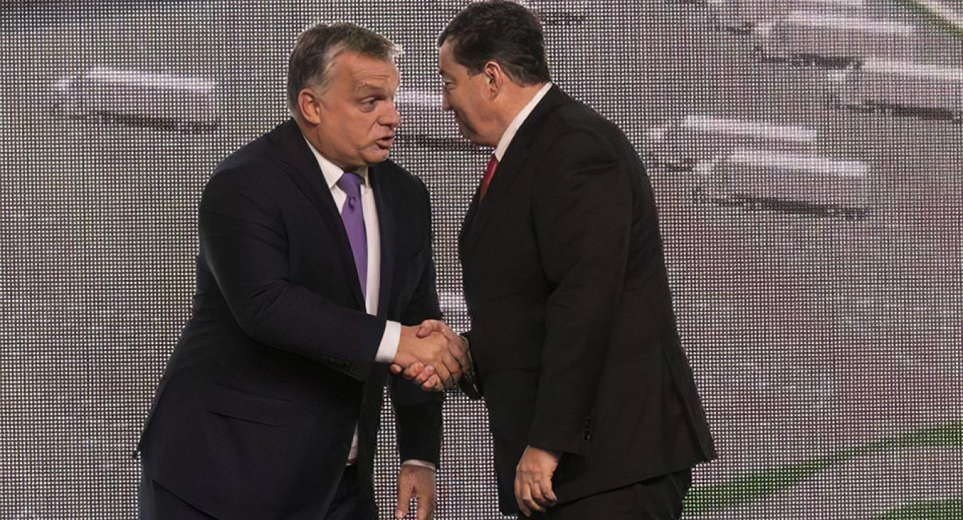 Grafikonon, ahogy a NER atvette a hatalmat az építőiparban 