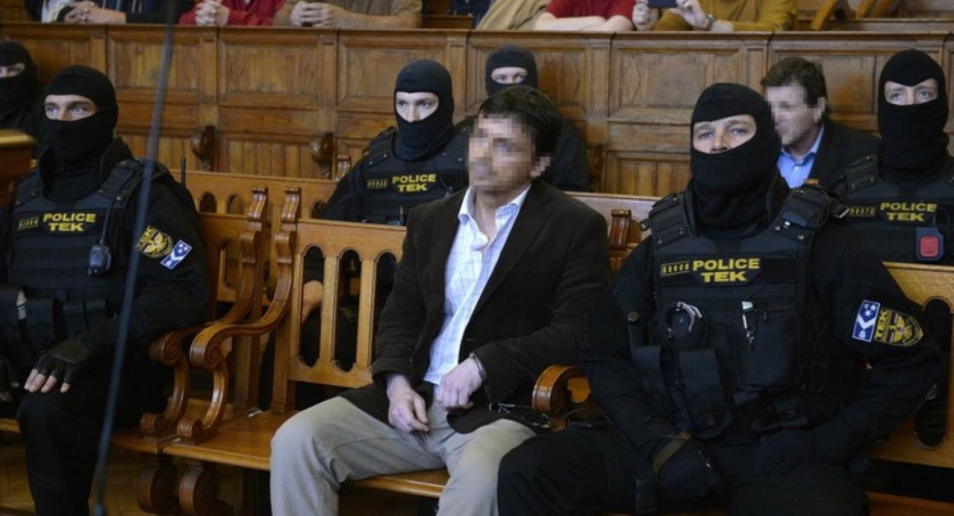 Ügetői merénylet: Húsz év fegyházra ítélték Portik Tamást