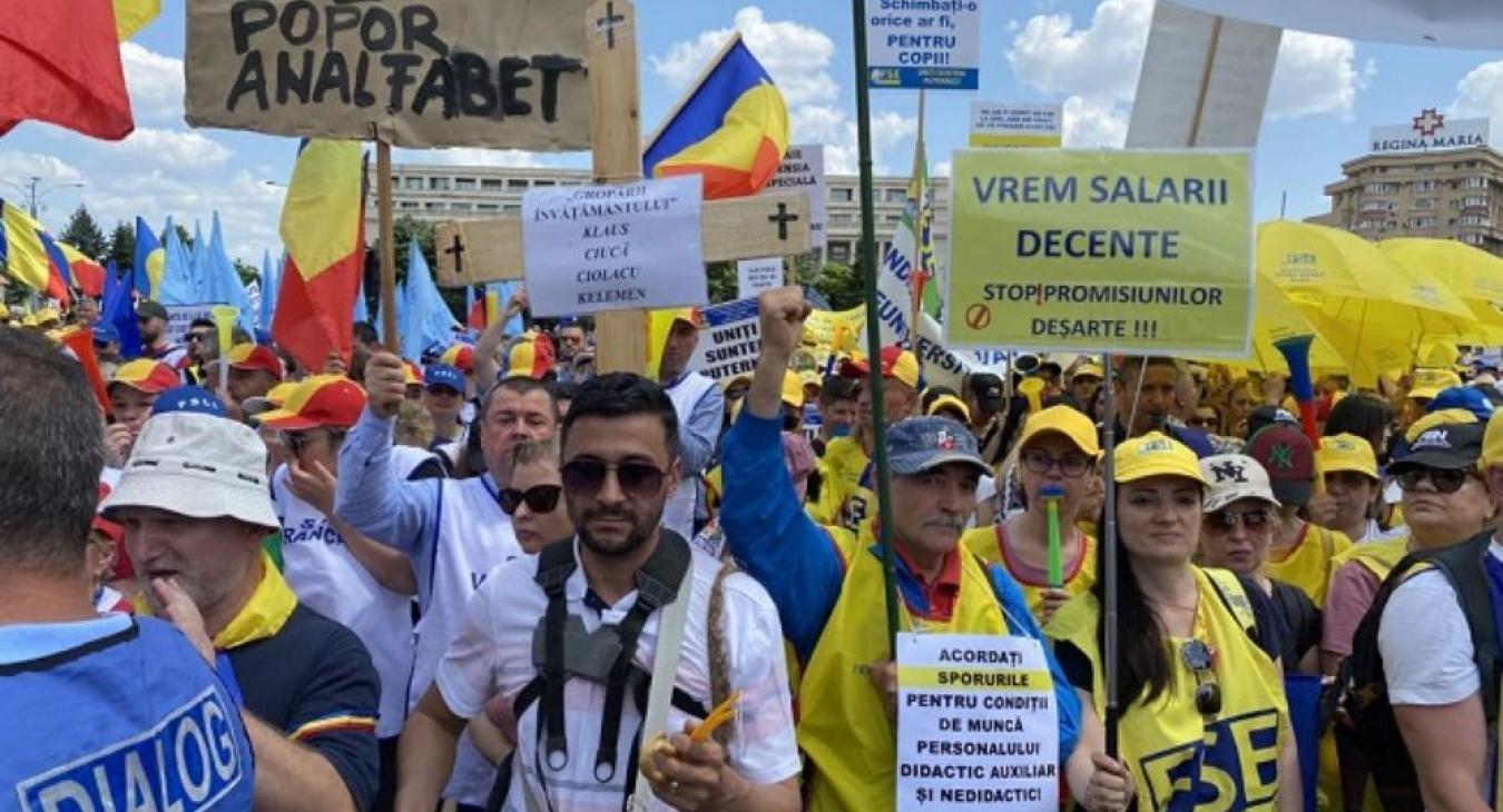 Románia a pedagógusok bérrendezése terén is bezzegország lett