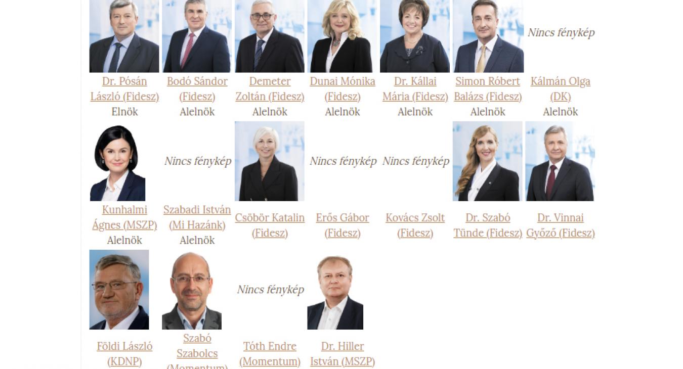 Több tucat ellenzéki javaslatot leszavaztak, a fideszes többség elfogadta a bosszútörvényt az Országgyűlés kulturális bizottságában 