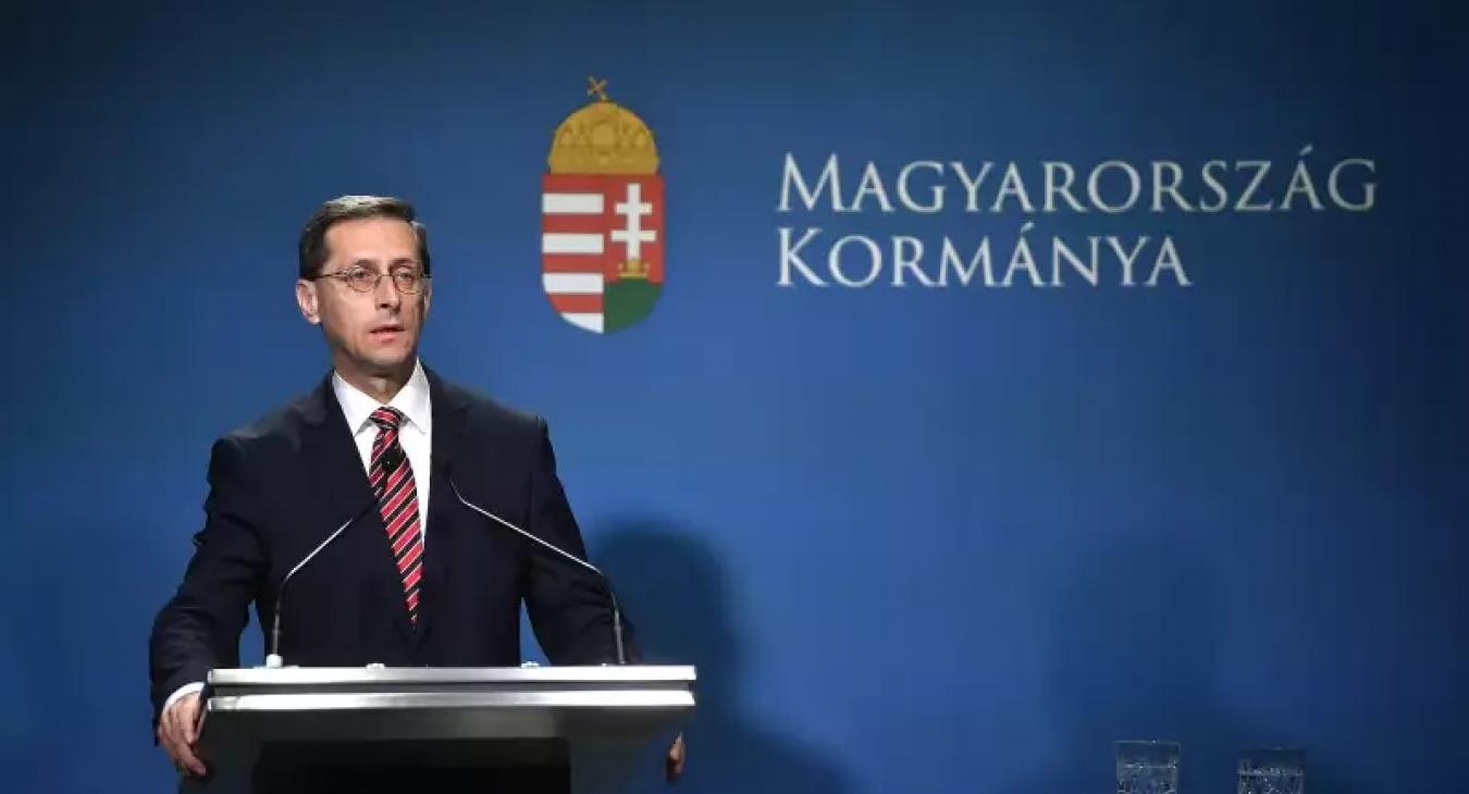 Varga Mihály: Magyarország elutasítja, hogy az Európai Bizottság beavatkozhasson a tagállamok költségvetésébe