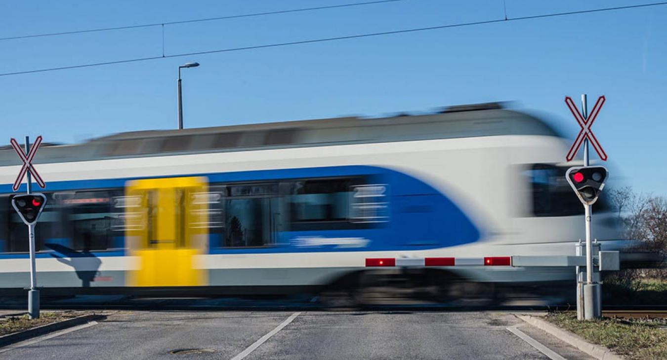 Megszűnik az ingyenes utazás a Budapest-bérlettel a Nyugati és Ferihegy között közlekedő IC-ken