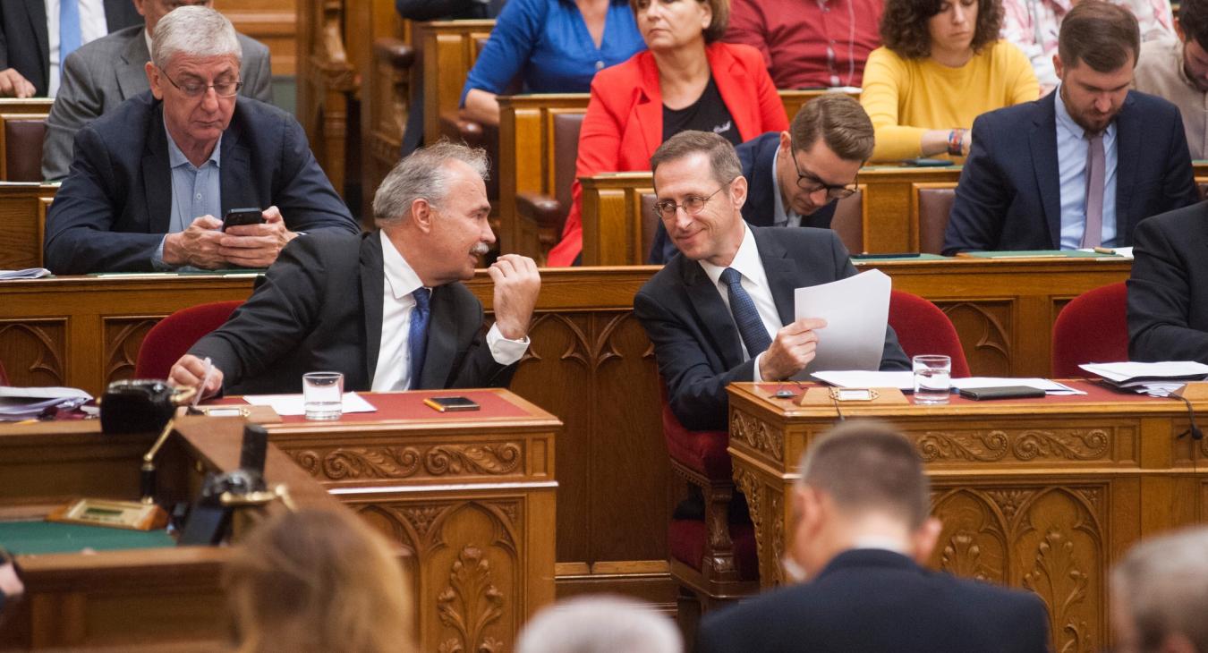 Elfogadta a jövő évi költségvetést a parlament