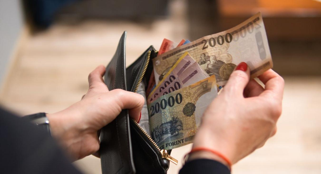 A magyarok még hosszú évekig a legrosszabbul keresők között lesznek