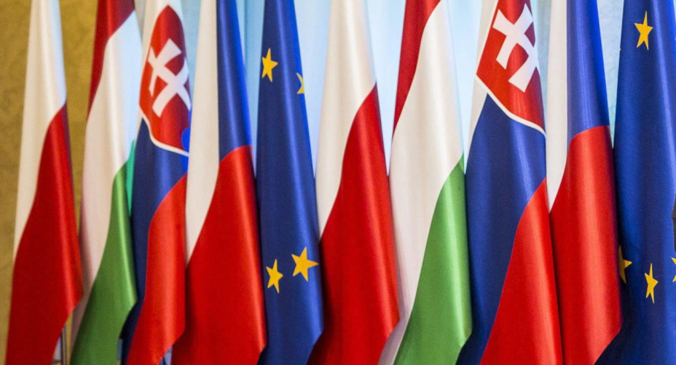 Csehországnak elege lett: egyre nőnek a feszültségek a V4-ek között