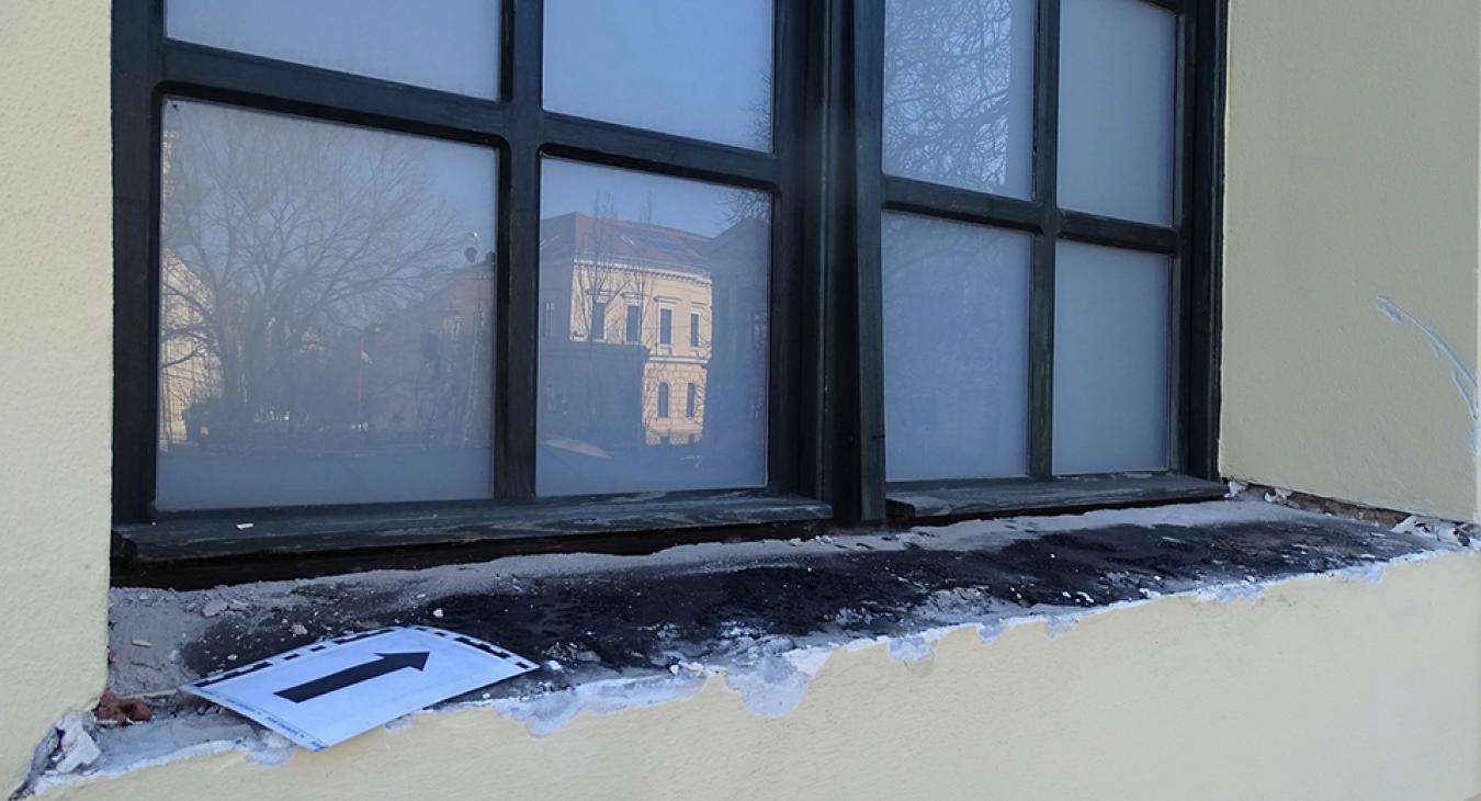 Ellopták a debreceni Nagytemplom ablakpárkányait 