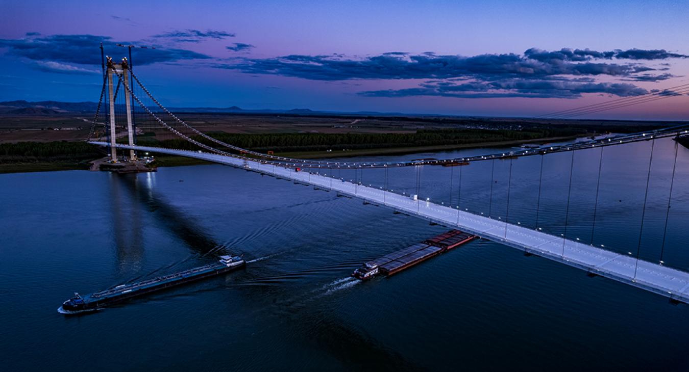 Felavatták Európa harmadik leghosszabb függőhídját