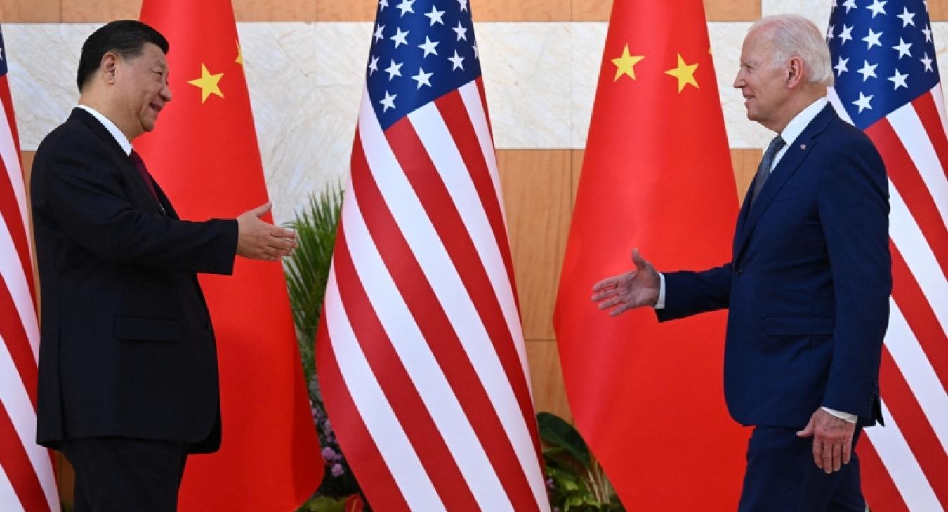 Óriási csapás lenne, ha a világ két különálló gazdasági blokkra szakadna