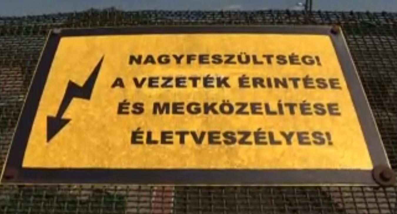 Életveszélyesen megsérült két szerelő