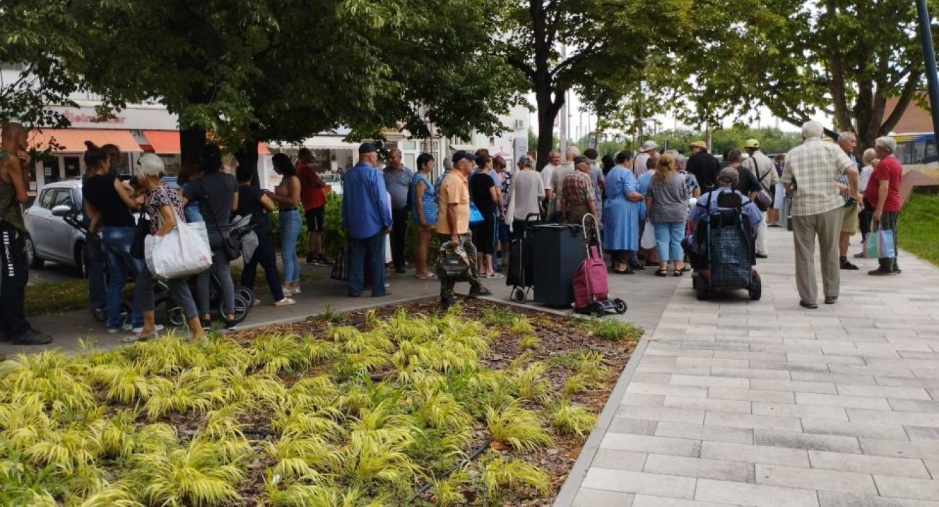 Debreceni kisnyugdíjas: "milliárdokat dobnak ki tűzijátékra, miközben mi éhezünk, napról, napra nehezebben élünk”