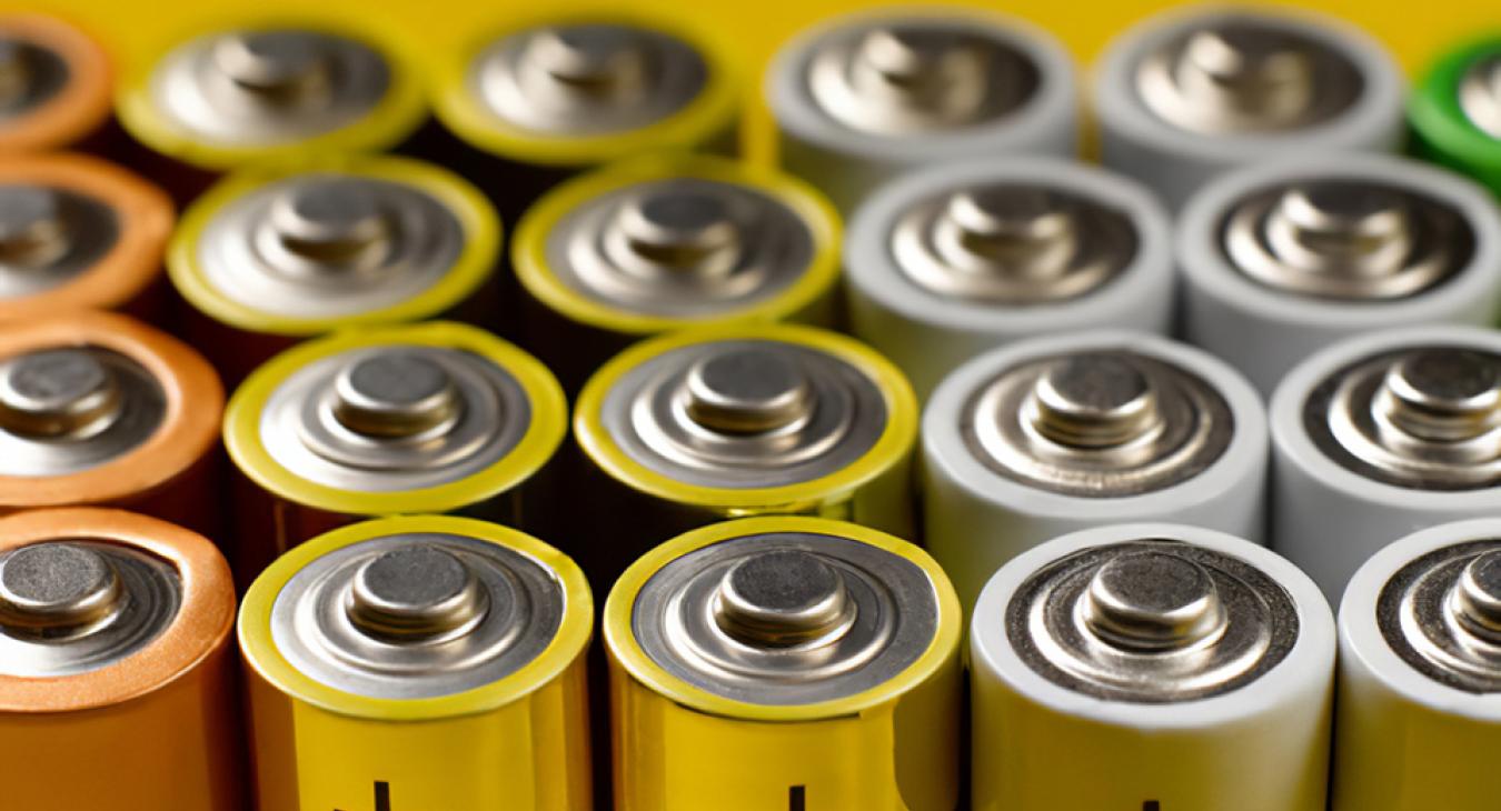 Nem jelentették be, Debrecen kap még egy kínai akkumulátoripari beruházást a nyakába 