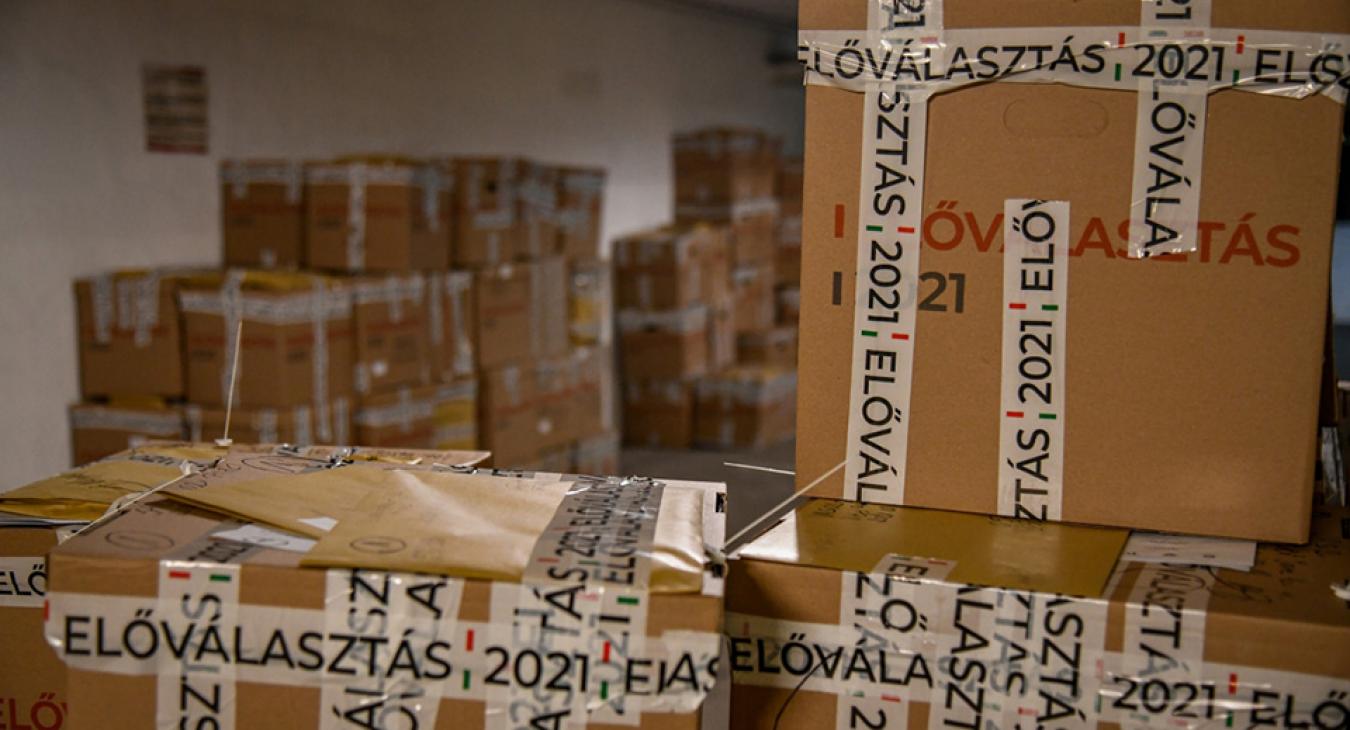 Sürget az idő, de az ellenzéki pártok még keresik a közös nevezőt